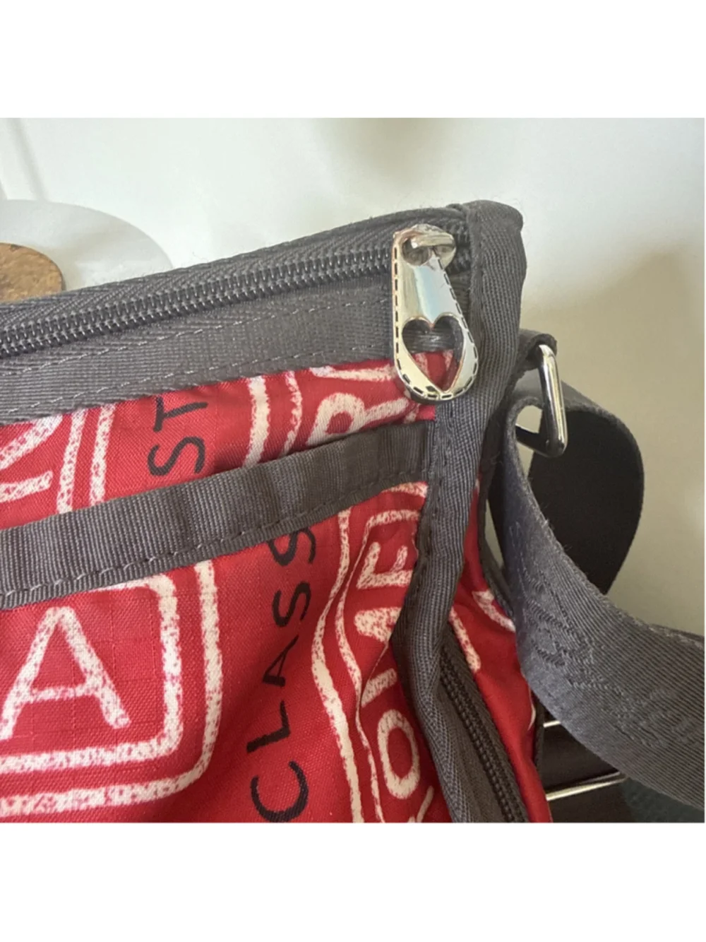 Brighton Live Love London Detour Crossbody Bag Red Nylon - Picture 4 of 7